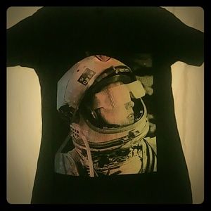 OBEY Size S Cosmonaut womens t-shirt
